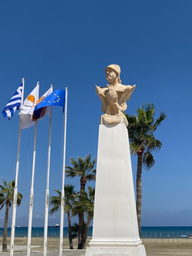 Larnaca Beach Apartment 1A Εξωτερικό φωτογραφία