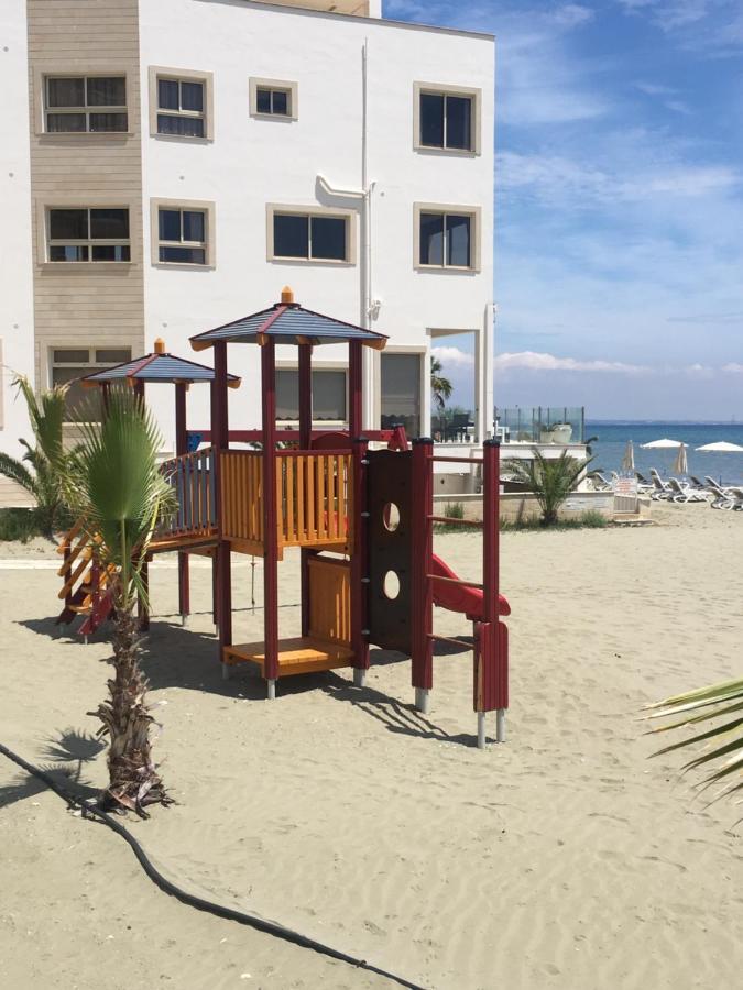 Larnaca Beach Apartment 1A Εξωτερικό φωτογραφία