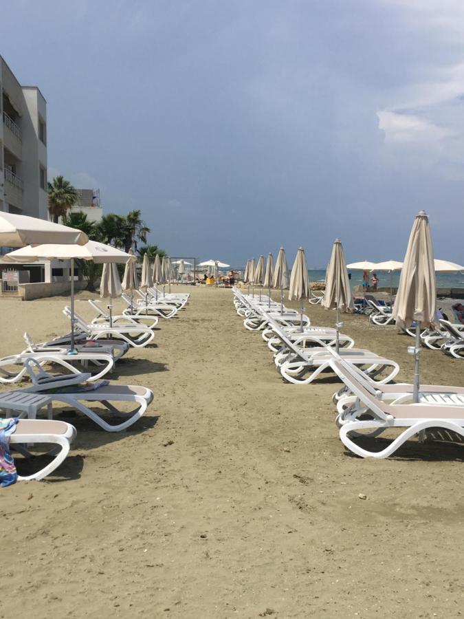 Larnaca Beach Apartment 1A Εξωτερικό φωτογραφία